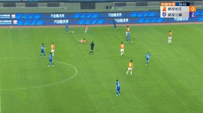 马尔康姆梅开二度.gif